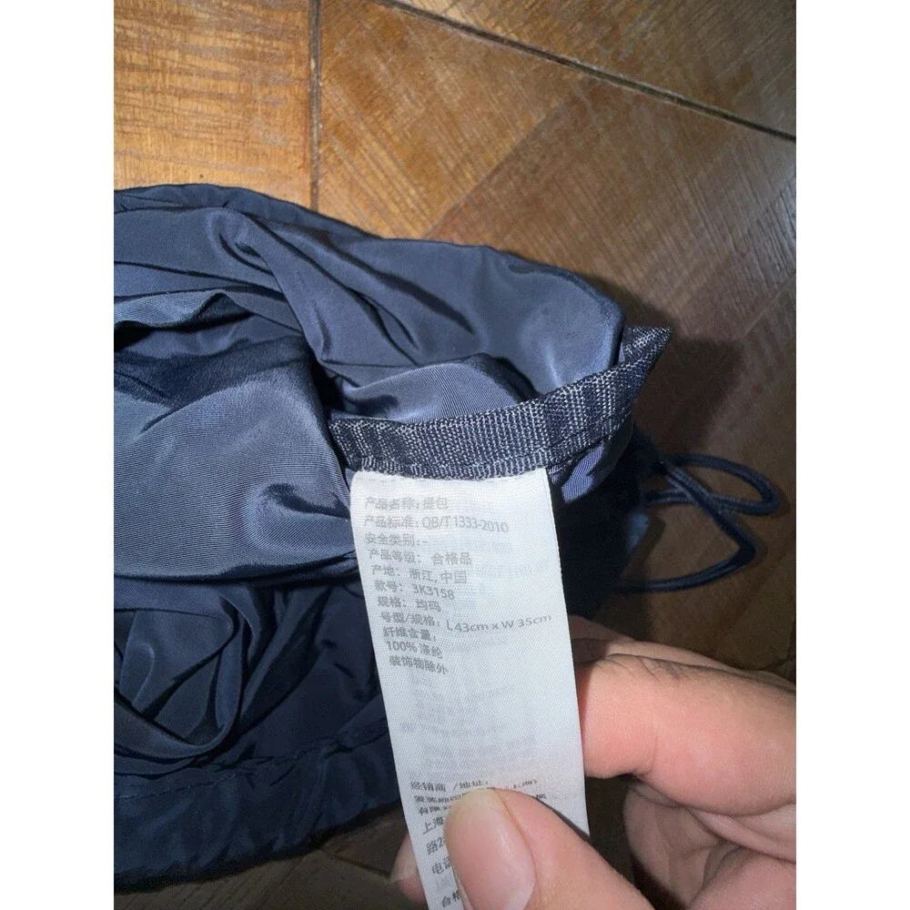 Hollister navy blue